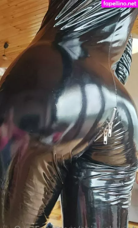 Shinychariot OnlyFans Thumbnail #Lb0qjDQxB8