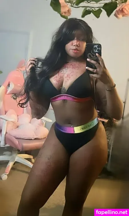 Shinyeeveecos OnlyFans Thumbnail #SPfktSOhzN