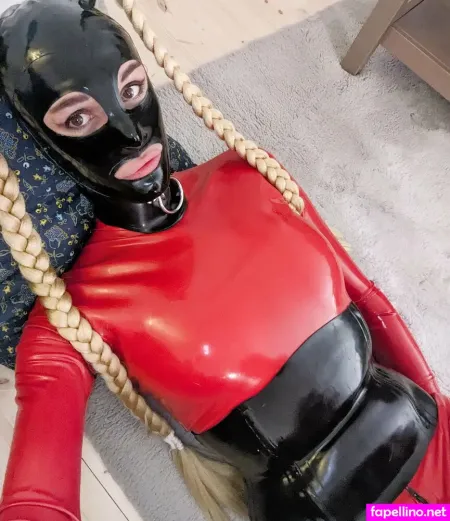 Shinyelween OnlyFans Thumbnail #RKOuwptrHn