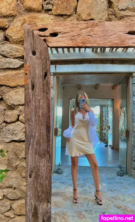 Shira Graivers OnlyFans Thumbnail #i84AzHnkyY