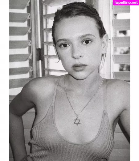 Shira Haas OnlyFans Thumbnail #EXhfQIMQyr