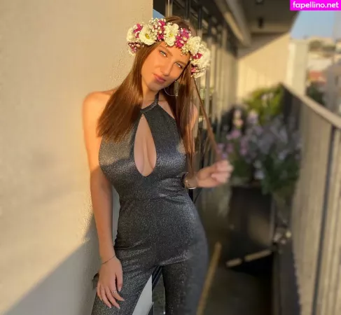 Shira Shabat OnlyFans Thumbnail #rECpyPl2NB