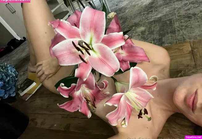 Shiraballetfree OnlyFans Thumbnail #JR6esg5ktD