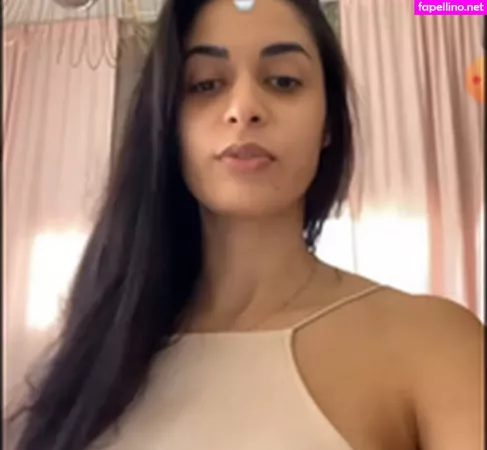 Shirin Azami OnlyFans Thumbnail #mM8UbZVOr5