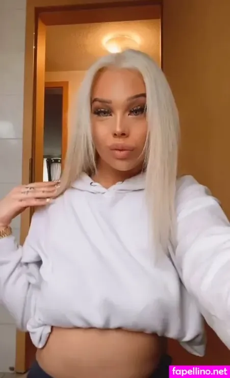 Shirin Christians OnlyFans Thumbnail #03UnoqCT18