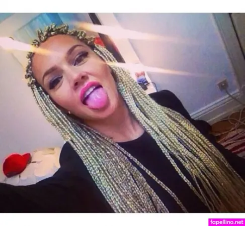 Shirin David OnlyFans Thumbnail #70aXe0KoHg