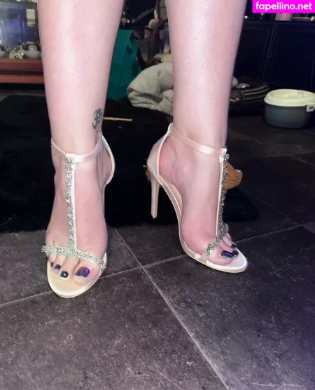 Shiritastootsies OnlyFans Thumbnail #1edKTN566y