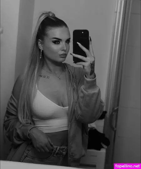 Shirley Ptzr OnlyFans Thumbnail #k7ROBR10Ay