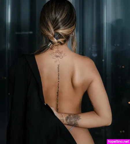 Shirleyarica OnlyFans Thumbnail #SdehbDVVK9