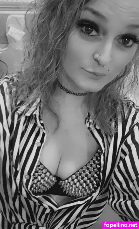 Shirleyshultz OnlyFans Thumbnail #Buvbd4IGg2