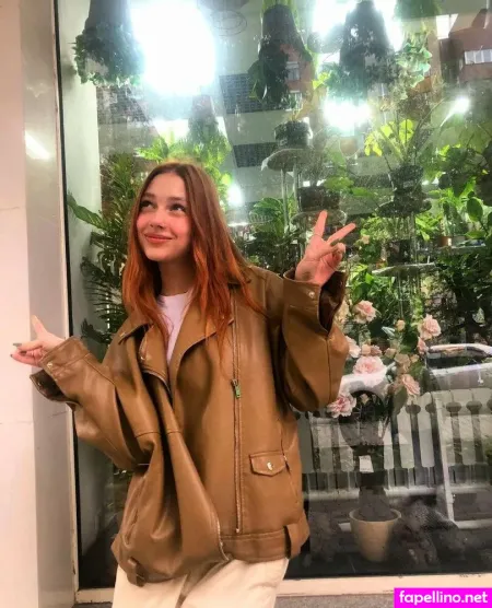 Shirleywhitney OnlyFans Thumbnail #FhKNaQ7vXC