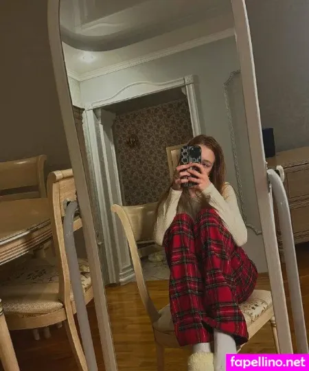 Shirleywhitney OnlyFans Thumbnail #c1gyCt6tEY