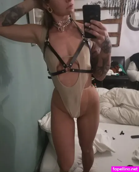 Shirleyxher OnlyFans Thumbnail #Xv4gCK1PKj