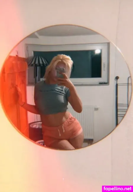 Shitboxmommy OnlyFans Thumbnail #1nV0Z38drs