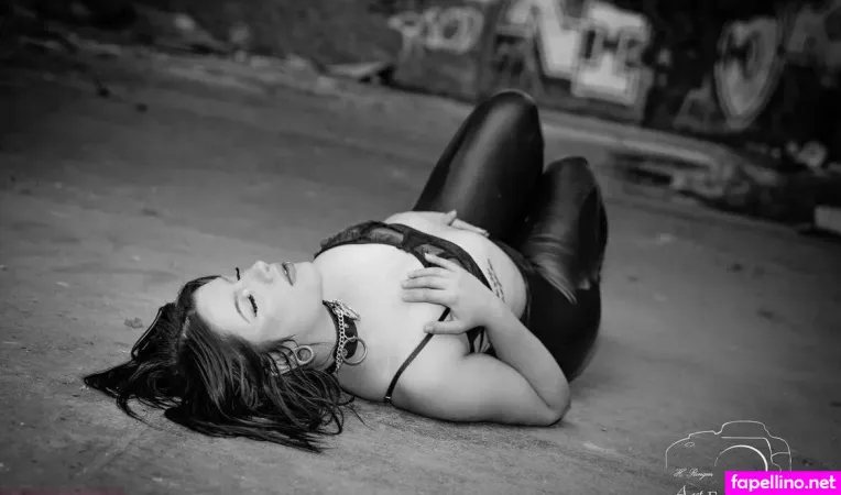 Shitboxmommy OnlyFans Thumbnail #ENJhDEYjCz