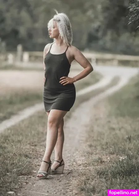 Shitboxmommy OnlyFans Thumbnail #EhKwJF7gli