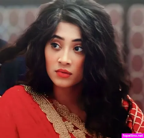 Shivangi Joshi OnlyFans Thumbnail #kuLMXsv21z