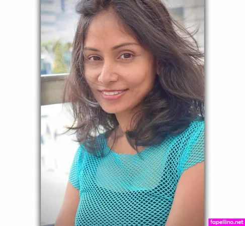 Shivani OnlyFans Thumbnail #LGLUIptAEm