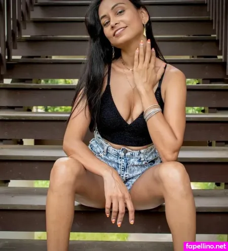 Shivani OnlyFans Thumbnail #fodawUgS6z