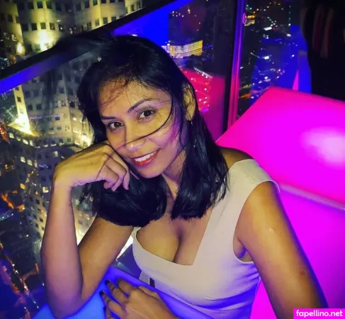 Shivani OnlyFans Thumbnail #jLuXyBzqSc