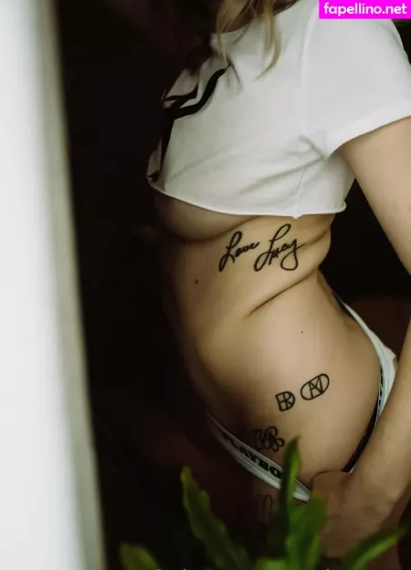 Shmomo 1 OnlyFans Thumbnail #eCeUlBADNJ