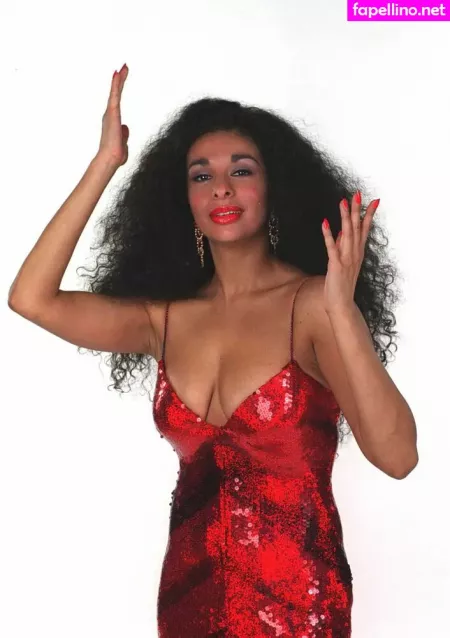 Shobna Gulati OnlyFans Thumbnail #ppmSjCFnip