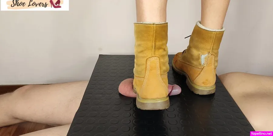 Shoe Lovers OnlyFans Thumbnail #DmAEsP6Fzx