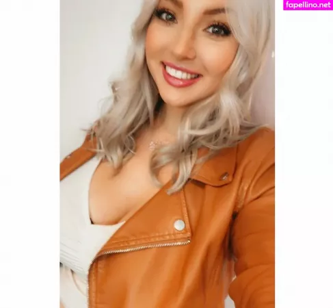 Shona Colson OnlyFans Thumbnail #cToM8vRQOh