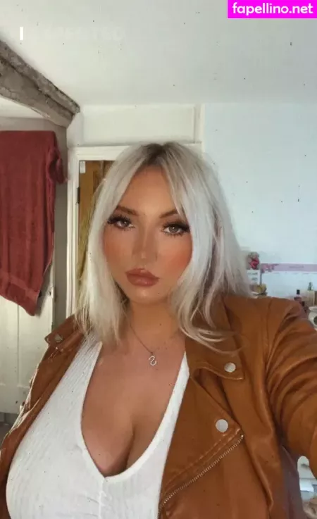 Shona Colson OnlyFans Thumbnail #u13jJGfMyc