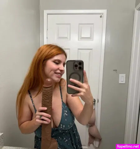 Short With Curves OnlyFans Thumbnail #FUx73jUPuH