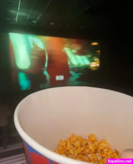 Shorthairednataly OnlyFans Thumbnail #AT8ajetJrw