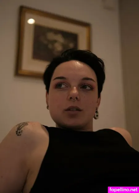 Shorthairednataly OnlyFans Thumbnail #F0n8cmfUm5