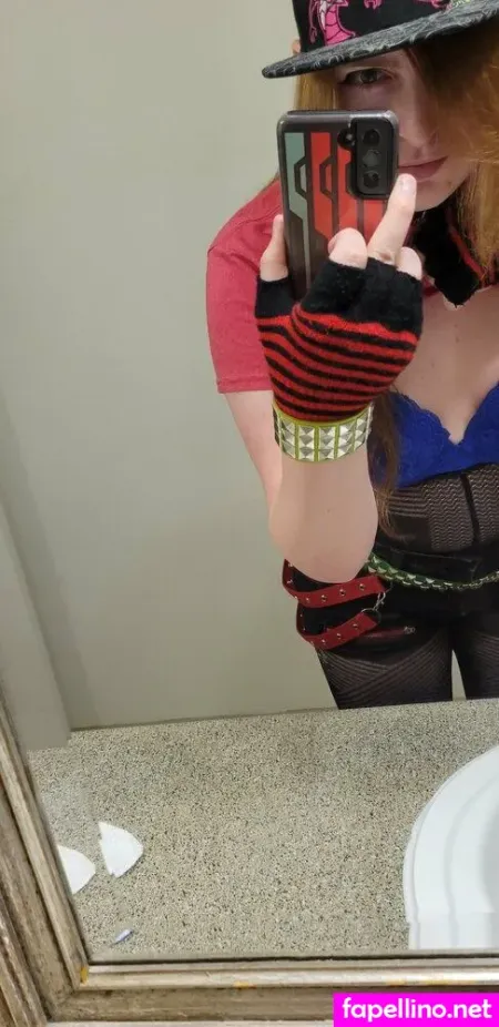 Shortstackfennec OnlyFans Thumbnail #3zQR2vuwCe