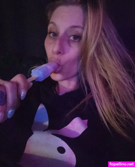 Shousewife OnlyFans Thumbnail #9sqhAXRxp2
