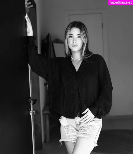 Shoval Ben Naim OnlyFans Thumbnail #W16tZwyaq2