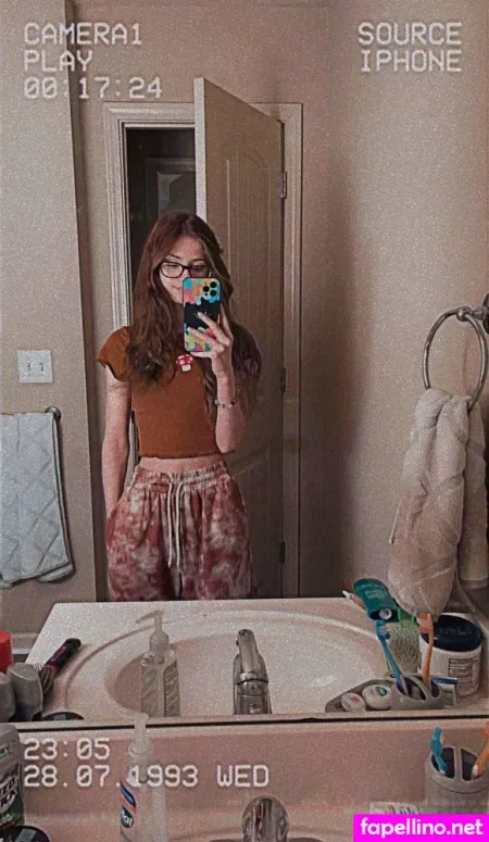 Showermewlove OnlyFans Thumbnail #9KEtir7cZ7