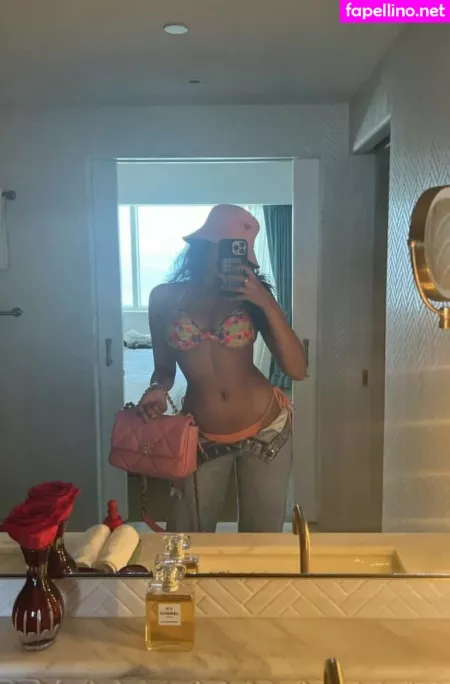 Shreya Arun OnlyFans Thumbnail #zbZSpCvm4M