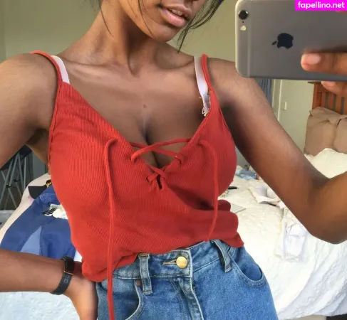 Shreyanaidoo OnlyFans Thumbnail #BSfX0ym6OI