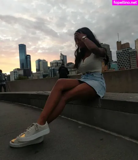 Shreyanaidoo OnlyFans Thumbnail #S0uJ2TB22x