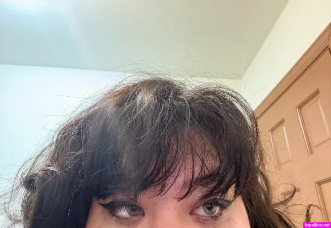 Shroombaby1010 OnlyFans Thumbnail #49x6GUlEvO