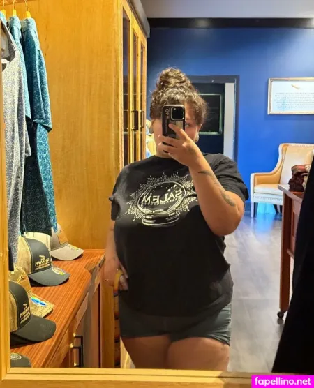 Shroombaby1010 OnlyFans Thumbnail #jUArFQUSdX