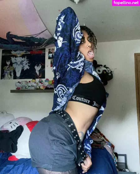 Shroomiebabiuncensored OnlyFans Thumbnail #9kF2j4fhBS