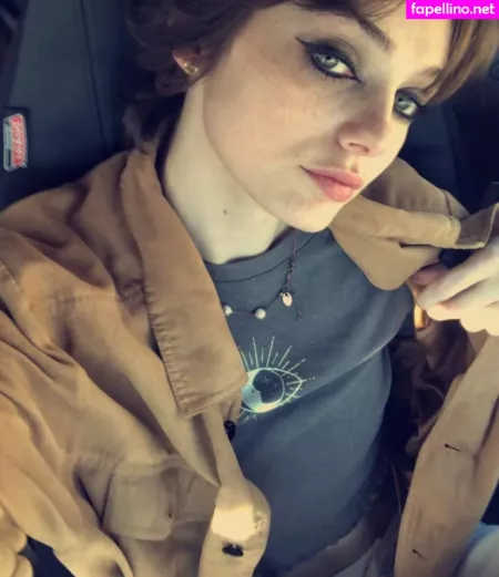 Shrooms Q OnlyFans Thumbnail #3tiTdFkEpK