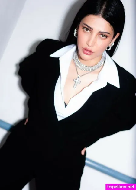 Shruti Haasan OnlyFans Thumbnail #CxQgNE5lM8