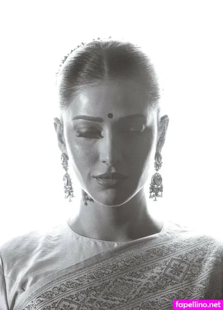 Shruti Haasan OnlyFans Thumbnail #FpFU7iWpOG