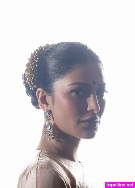 Shruti Haasan OnlyFans Thumbnail #IxRjWCuQQH