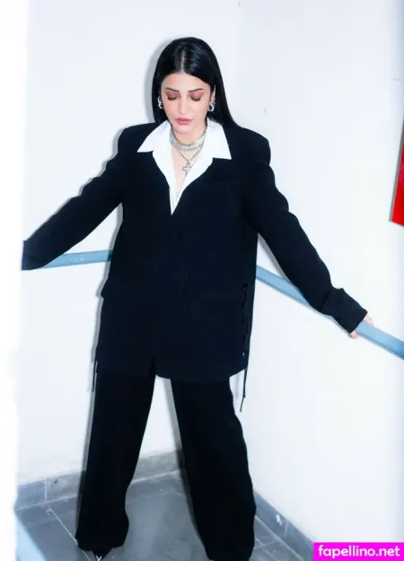 Shruti Haasan OnlyFans Thumbnail #lHEXhVpPLB