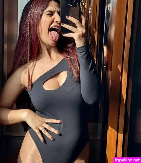 Shruti Yogi OnlyFans Thumbnail #zzXxXGl5Fu