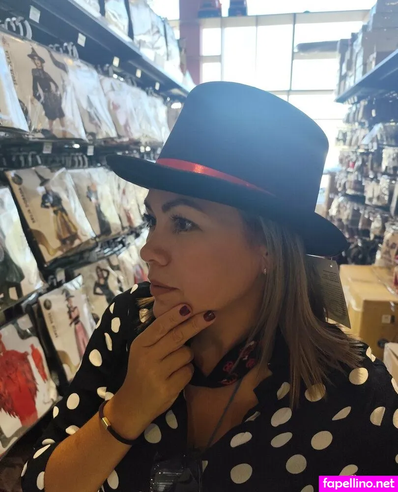 shaniatwain, shuania Nude Leaked OnlyFans Photo #U0N5AMIZwL