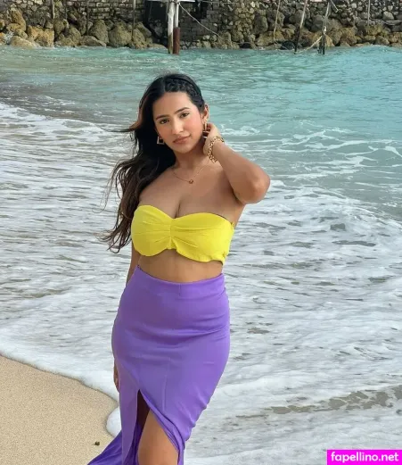 Shubhna Agarwal OnlyFans Thumbnail #DYcDaNKNVD